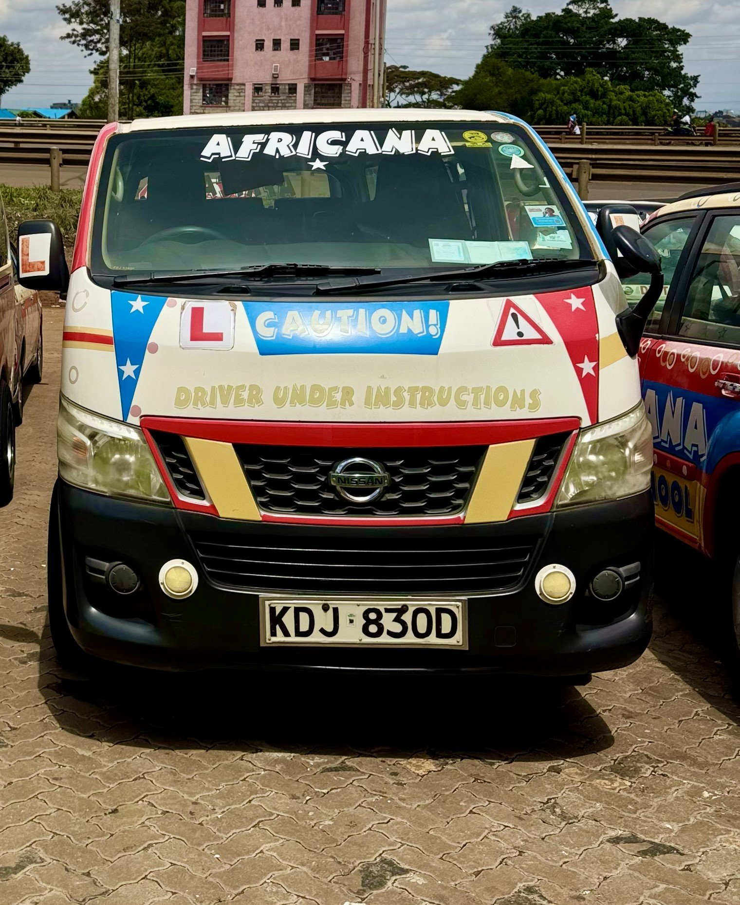 Nissan NV350 Caravan